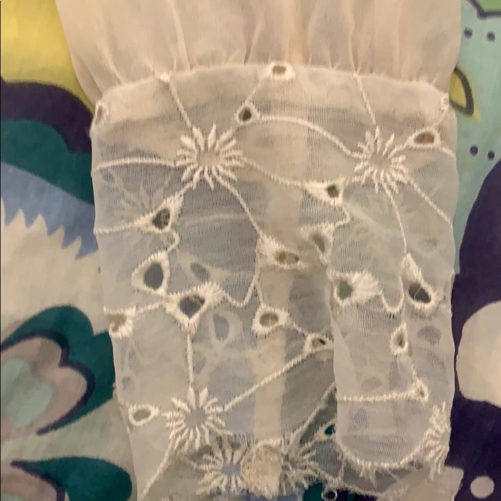 Doe and Rae Blouse - Picture 4 of 7